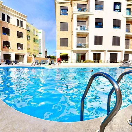 Silver - Apartment For 4 Guests 150M From Beach ساو مارتينهو دو بورتو المظهر الخارجي الصورة
