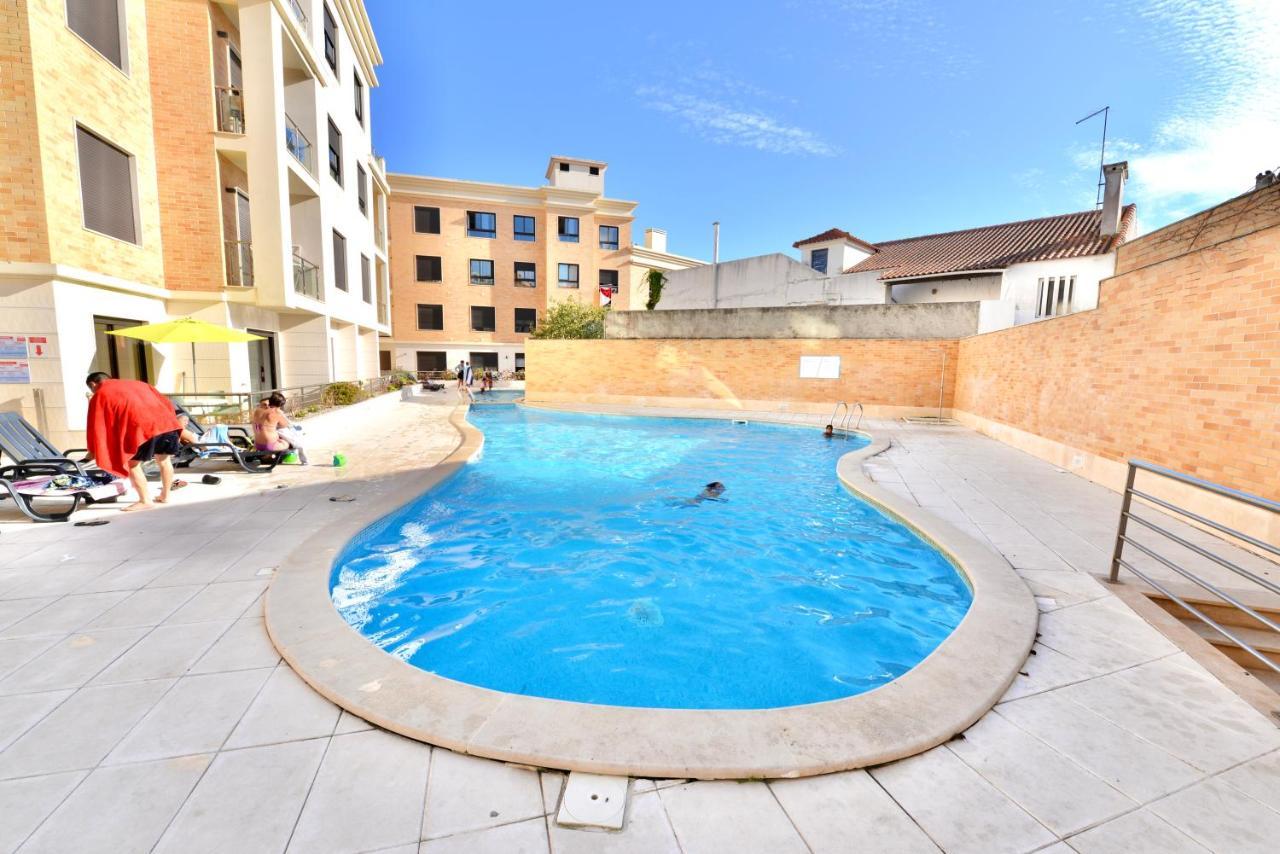 Silver - Apartment For 4 Guests 150M From Beach ساو مارتينهو دو بورتو المظهر الخارجي الصورة