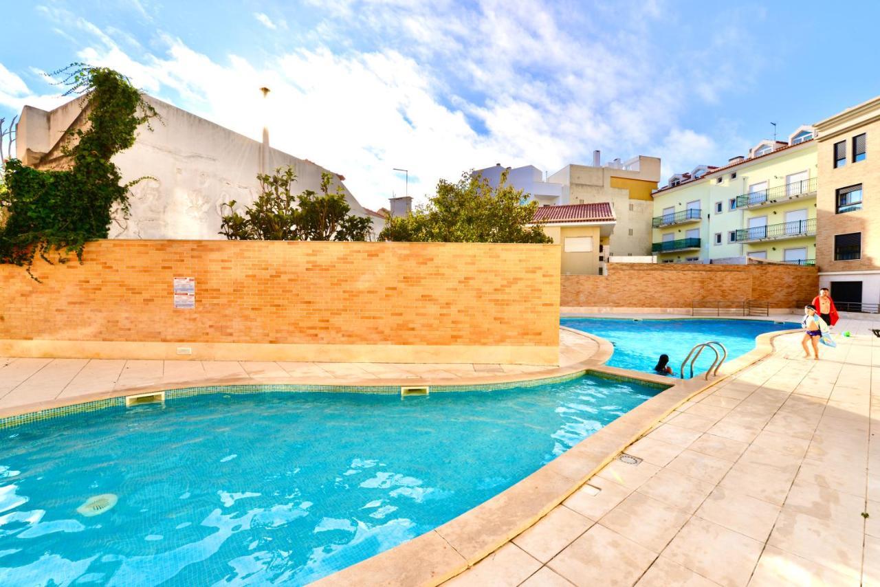 Silver - Apartment For 4 Guests 150M From Beach ساو مارتينهو دو بورتو المظهر الخارجي الصورة
